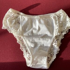 Cotton white lacy panty